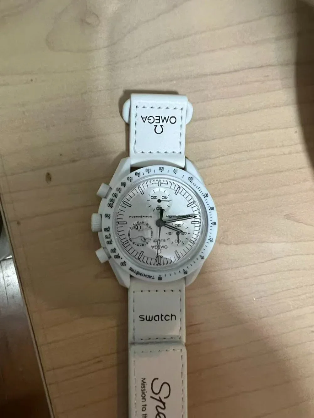 Swatch Omega Bioceramic Moonswatch Mission To Moonphase Snoopy White